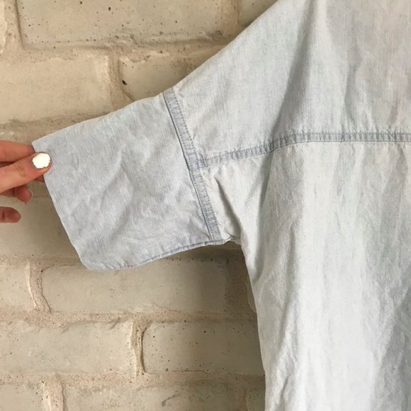 DE COLLECTION Oversized Denim Short Sleeve Shirt - Picture 9 of 12